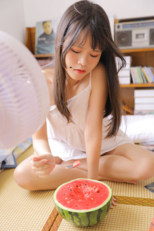 厨房掀开馊了裙子挺进电影